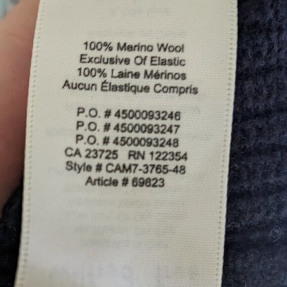 Aritzia Wilfred Free | Naomi merino wool cropped turtleneck sweater in Black - Picture 8 of 10